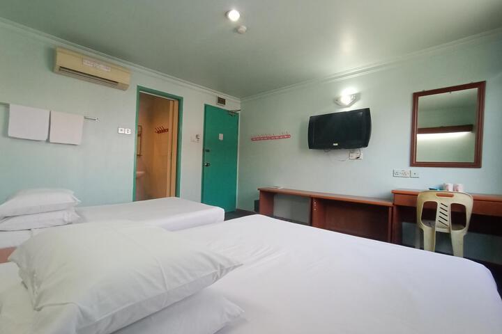 Room 45 of 47