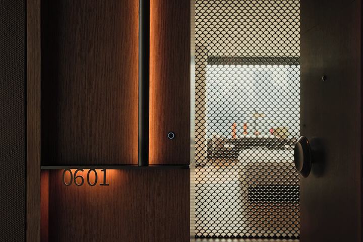 Room 104 of 141