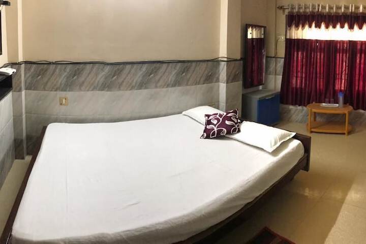 Room 3 of 5