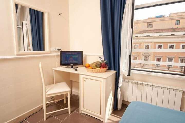 Room amenity