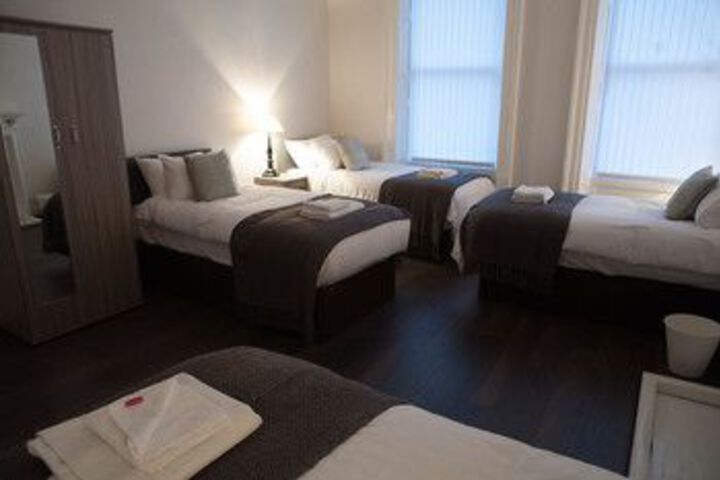Room 11 of 23