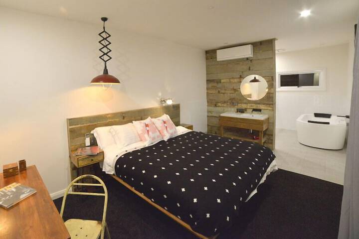 Room 17 of 45