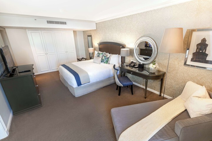 Room 16 of 61