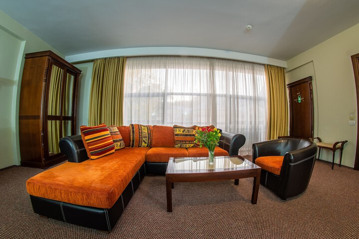 Room 2 of 50