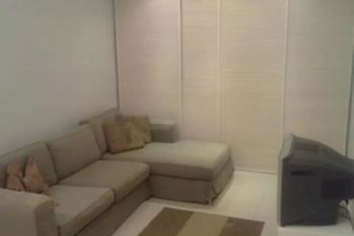 Etours - Novo Quarto Sala em Copacabana