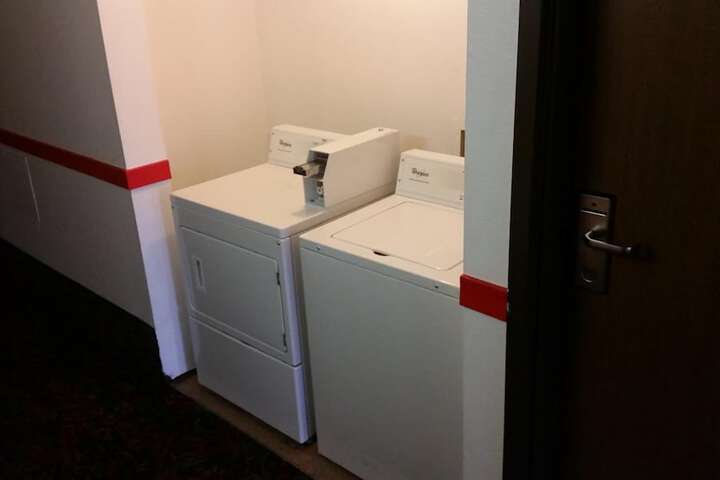 Laundry 17 of 26