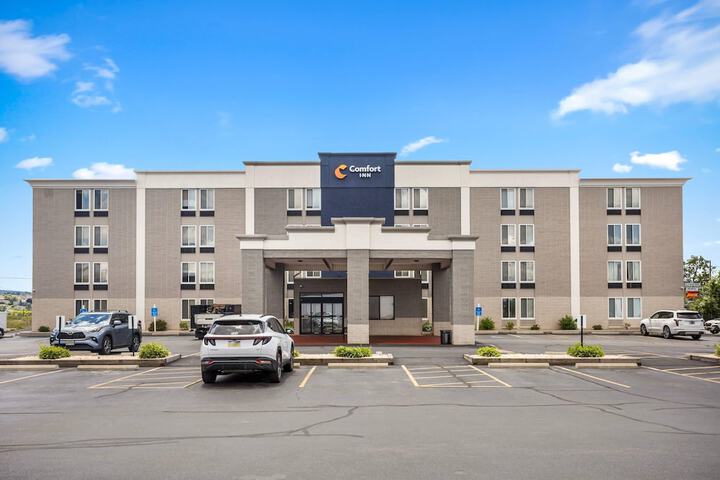 Hotel 62 of 64