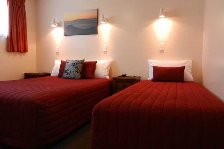 Room 9 of 114