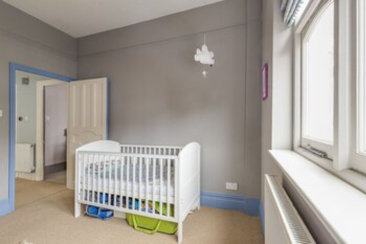 Room 8 of 27