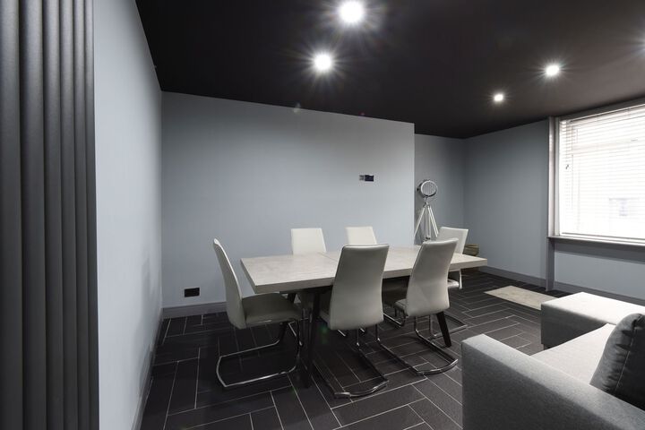 Room 16 of 61