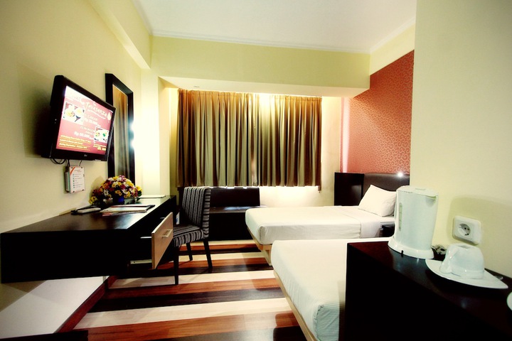Room 5 of 49