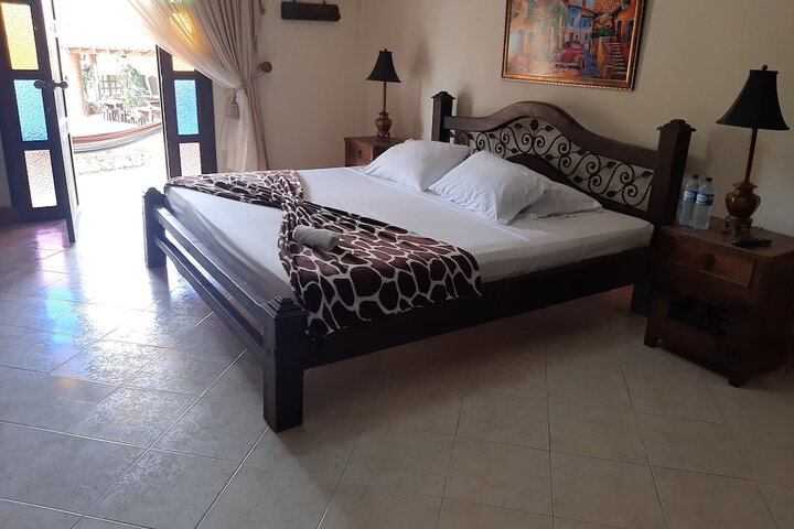 Room 30 of 178