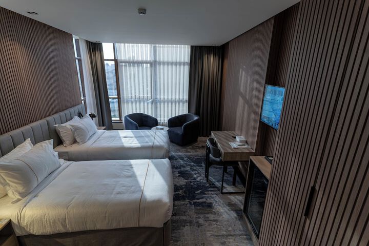 Room 18 of 86