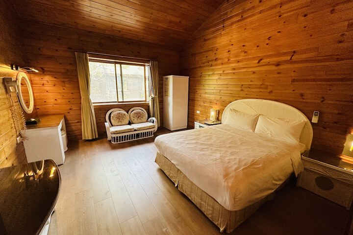 Room 8 of 59