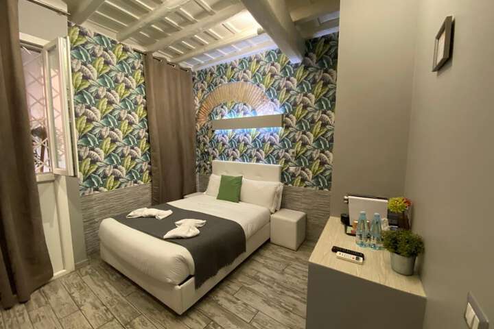 Room 20 of 50