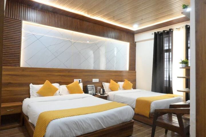 Room 8 of 50