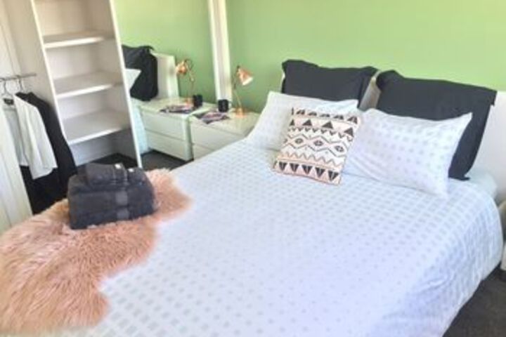 Room 5 of 57