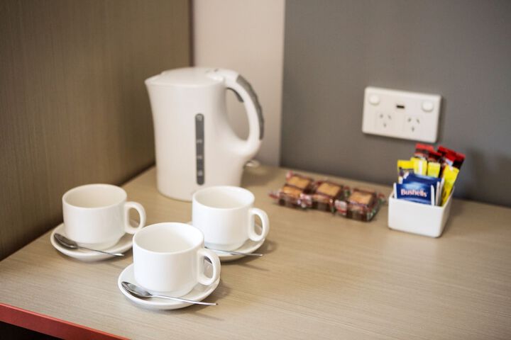 Breakfast/Coffee Service 21 of 38