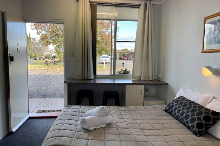 Room 7 of 44