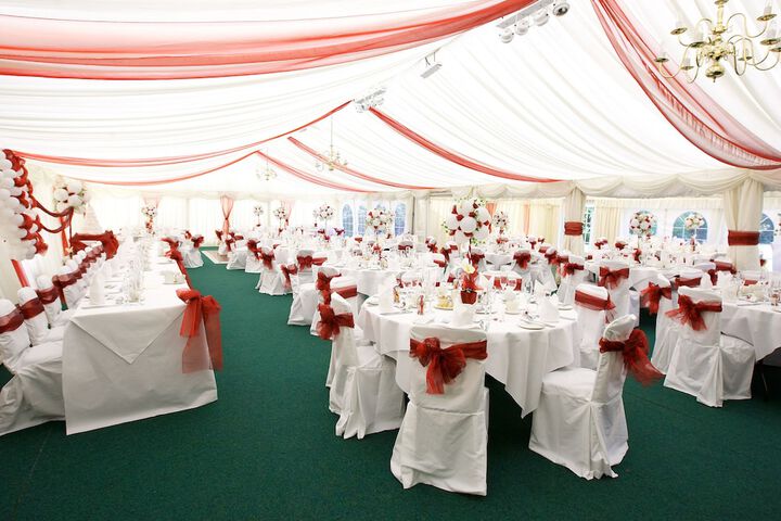 Banquet hall
