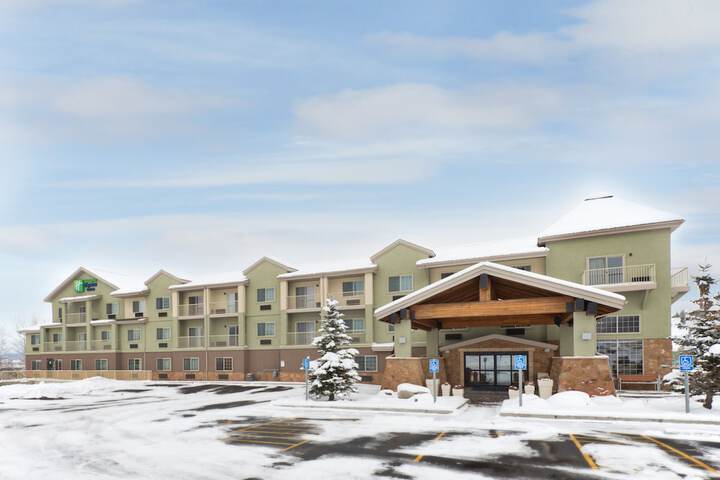 Holiday Inn Express & Suites Fraser Winter Park Area