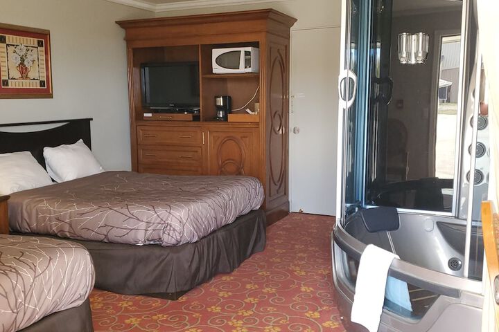 Room 18 of 34
