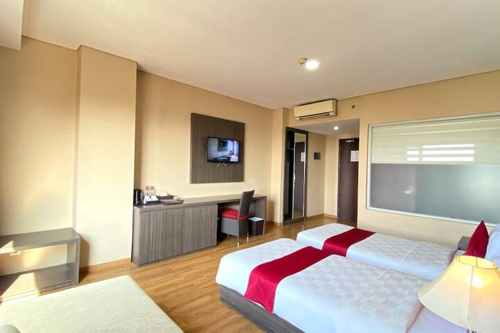 Room 16 of 39