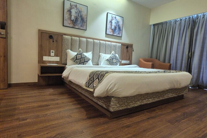 Room 36 of 87