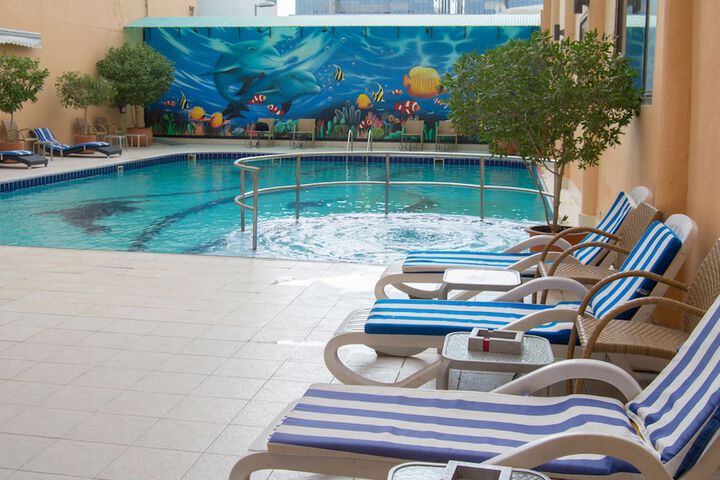 Hotel with Pool