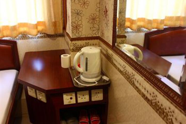 Room 40 of 44