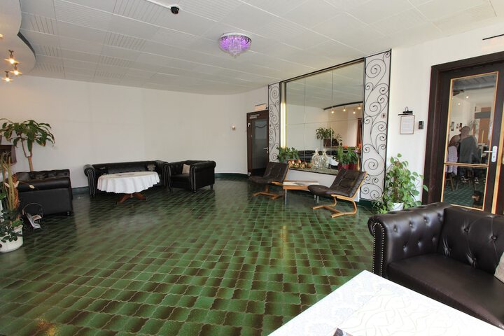 Hotel Interior 6 of 40