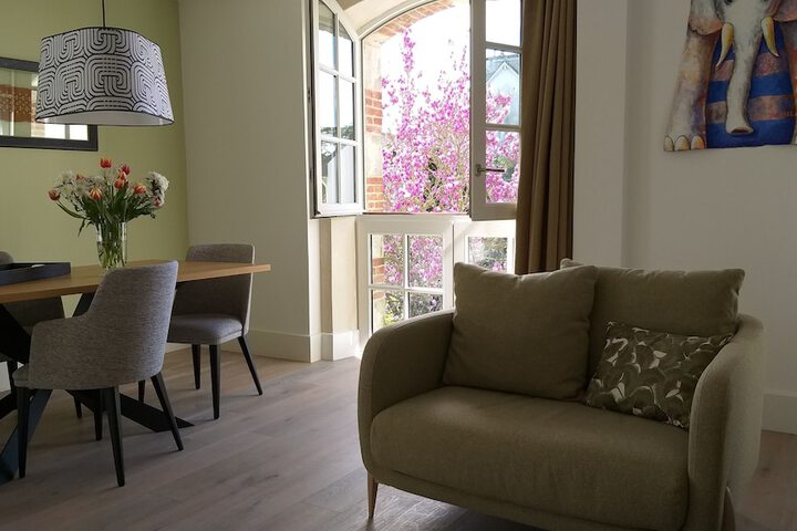 Room 54 of 144