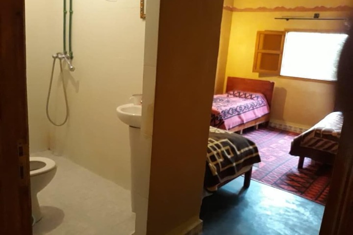 Room 6 of 6