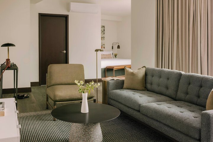 Room 49 of 72
