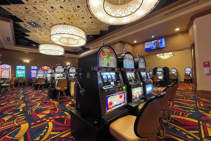 Entertainment 20 of 40