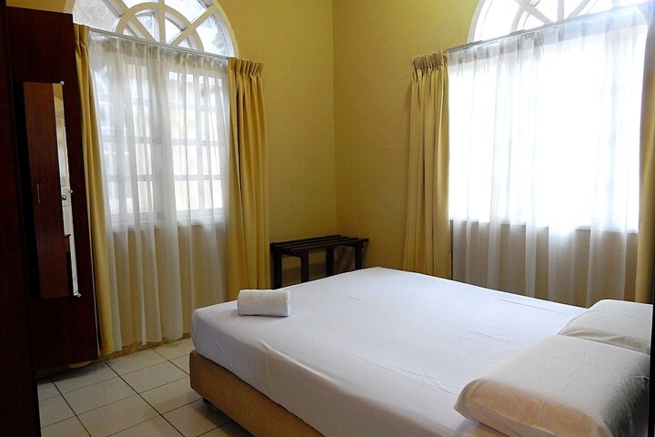 Room 10 of 91