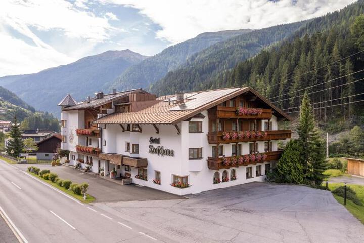 Hotel Troschana