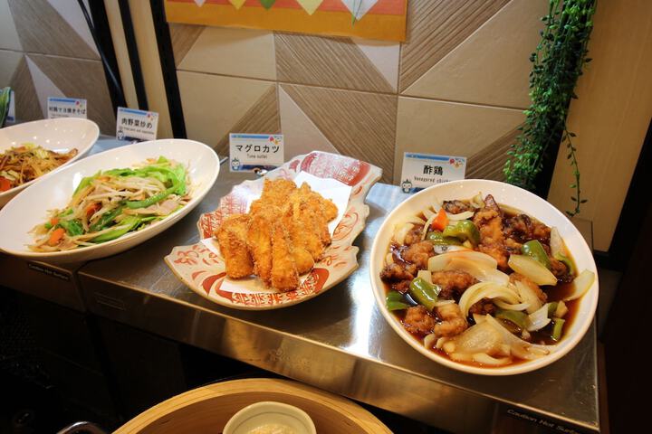 Dining 52 of 70