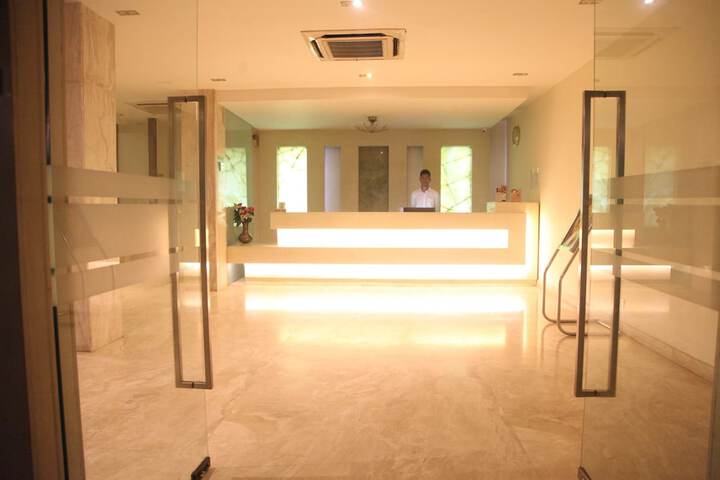 Hotel Interior 7 of 37