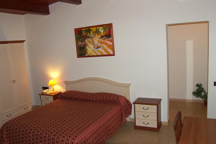 Room 15 of 47