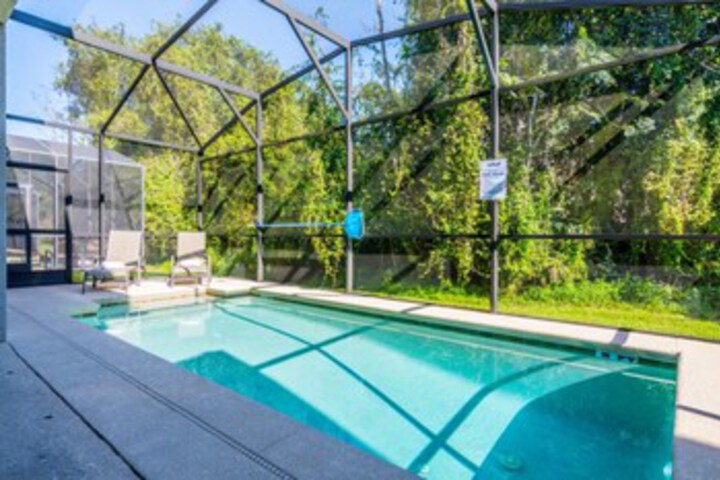 Pool 30 of 61