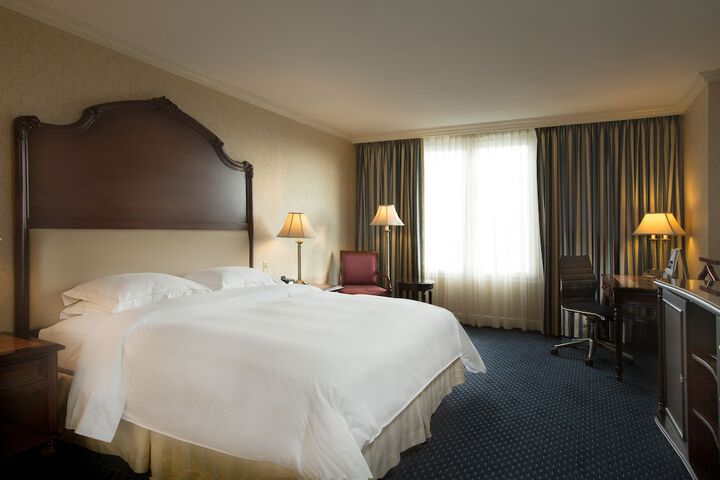 Room 9 of 49