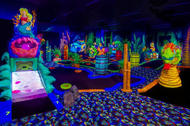 Mini-golf