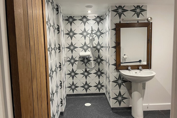 Room 35 of 52