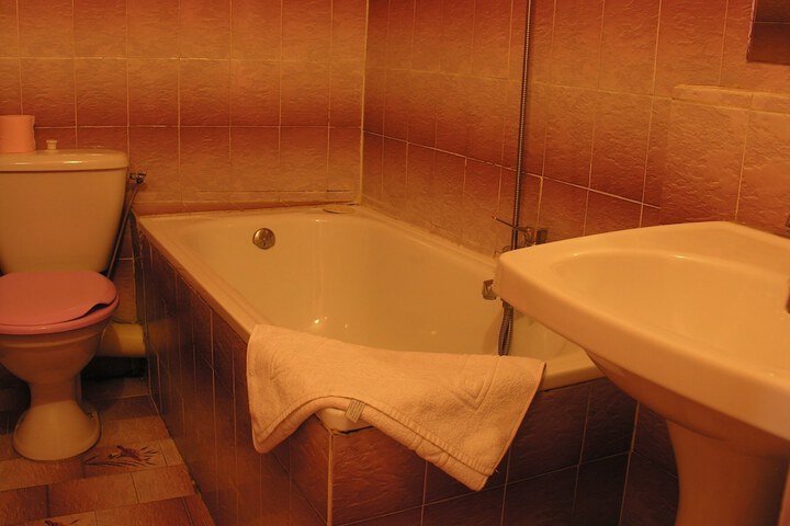Room 36 of 40