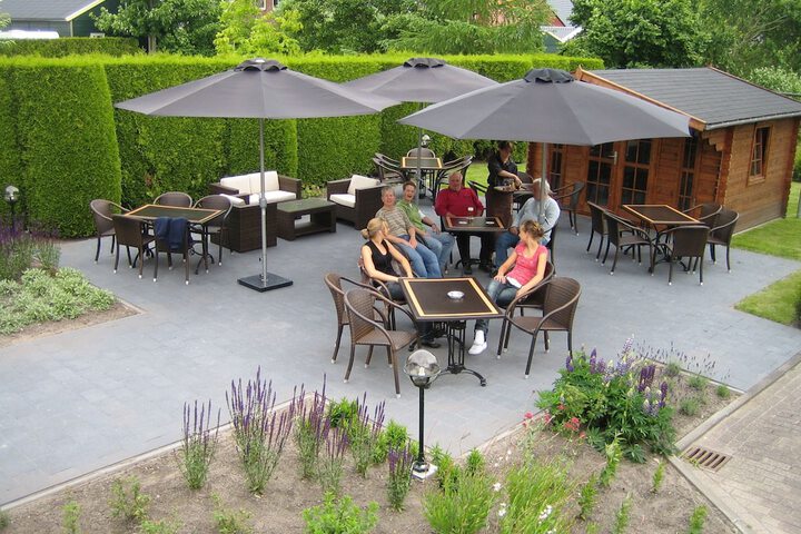 Terrace/Patio 31 of 33