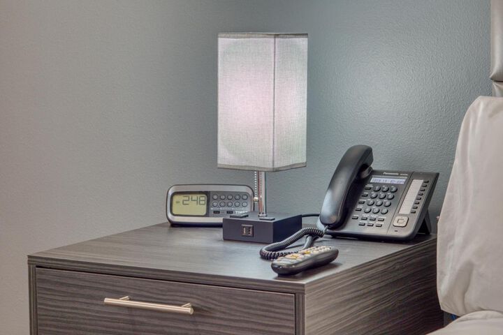 Room 11 of 38