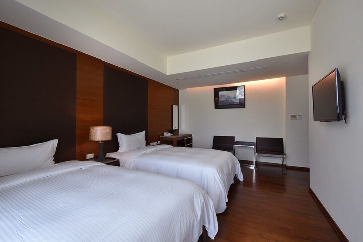 Room 22 of 35