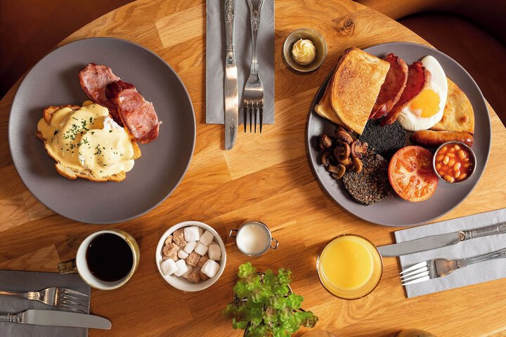 Breakfast/Coffee Service 39 of 42