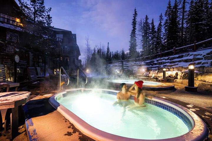 Pool Hotel